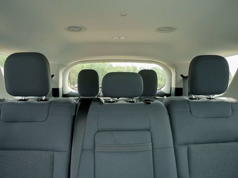 Certified 2025 Ford Explorer Active RWD image 12