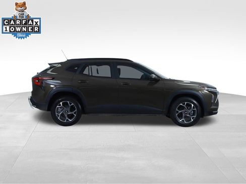 Used 2024 Chevrolet Trax LT w/ Driver Confidence Package image 13