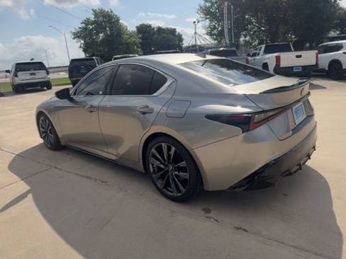 Used 2022 Lexus IS 350 F Sport RWD image 6