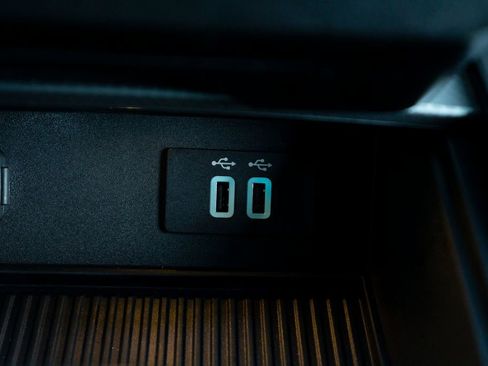 Used 2016 Ford F150 XLT w/ Equipment Group 302A Luxury image 24