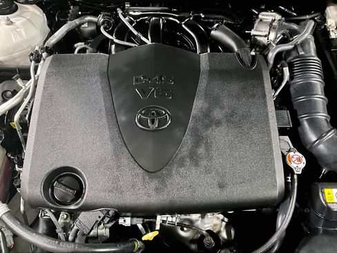 Used 2021 Toyota Camry TRD w/ TRD Package w/JBL Audio image 33