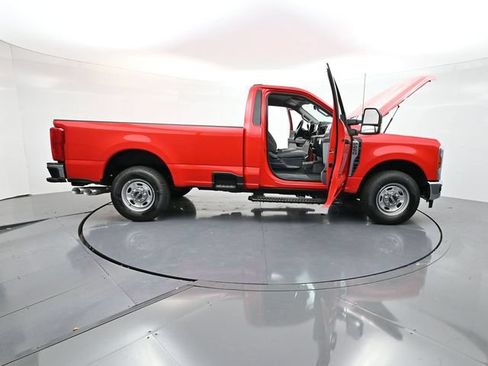 Used 2026 Ford F250 XL w/ XL Chrome Package RWD image 40