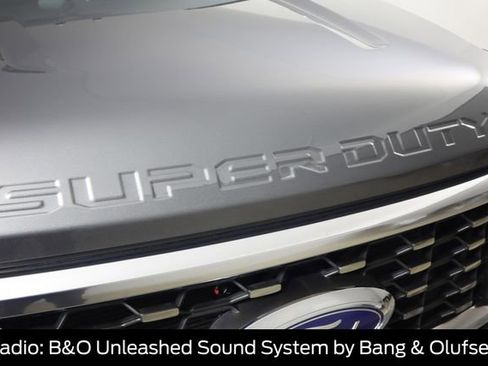 Certified 2025 Ford F450 Platinum w/ FX4 Off-Road Package image 23