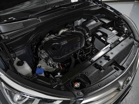 Used 2018 Hyundai Santa Fe Sport image 64