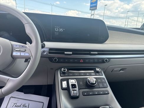Used 2023 Hyundai Palisade Limited image 22