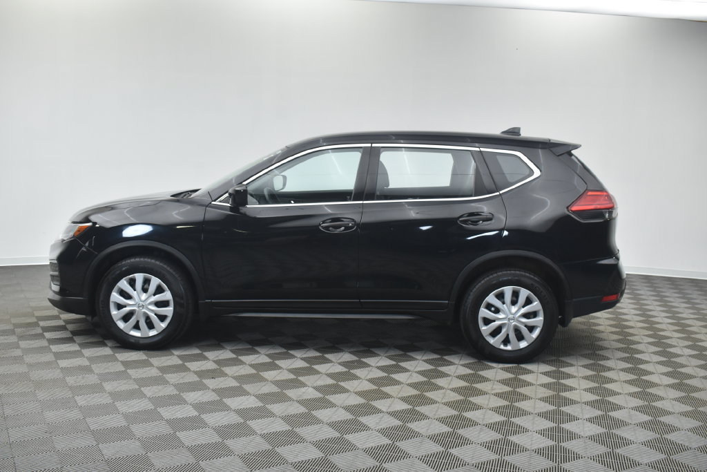 Used 2017 Nissan Rogue S AWD/4WD image 8