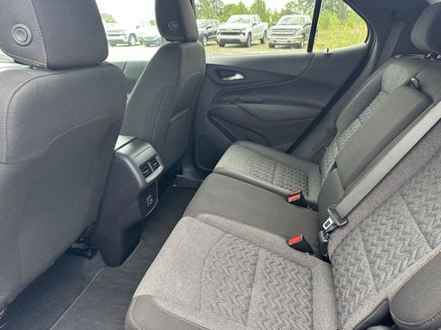 Used 2023 Chevrolet Equinox LT FWD image 36