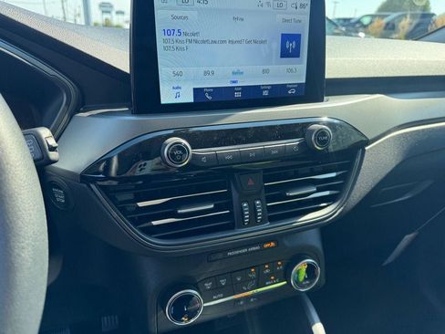 New 2025 Ford Escape Active image 19