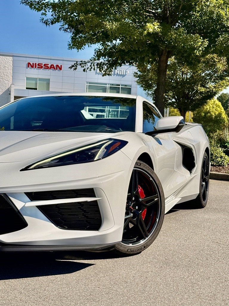 Used 2022 Chevrolet Corvette Stingray Convertible w/ 1LT RWD image 3