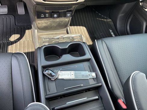 New 2026 Honda Odyssey Elite image 15