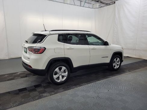 Used 2020 Jeep Compass Latitude w/ Popular Equipment Group AWD/4WD image 10