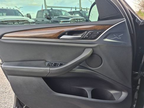 Used 2019 BMW X3 xDrive30i w/ Convenience Package image 18