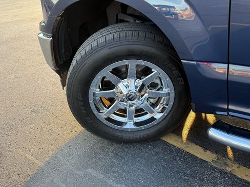 Used 2018 Ford F150 XLT w/ Trailer Tow Package image 9