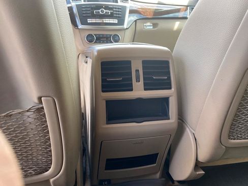 Used 2013 Mercedes-Benz ML 350 4MATIC image 40