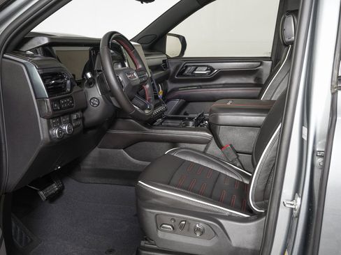 Used 2026 GMC Yukon XL AT4 Ultimate image 17