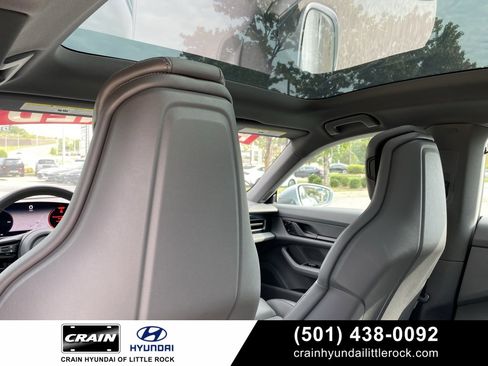 Used 2020 Porsche Taycan 4S w/ Premium Package image 34