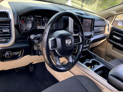 Used 2019 RAM 2500 Big Horn image 17