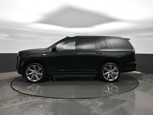 Used 2025 Cadillac Escalade Sport w/ Touring Package image 5