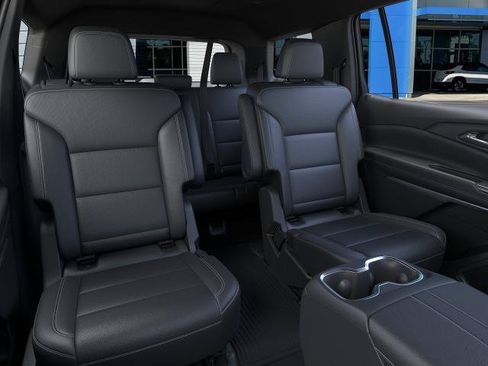 New 2027 Chevrolet Traverse LT w/ Driver Confidence Package FWD image 17