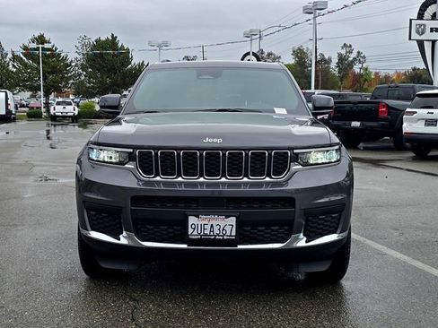 Used 2025 Jeep Grand Cherokee L Laredo w/ Luxury Tech Group I image 2