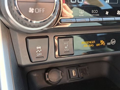 Used 2021 Toyota RAV4 XSE image 26