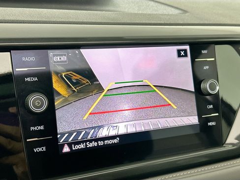 Certified 2023 Volkswagen Taos SEL image 14