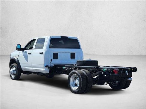 New 2026 RAM 5500 Tradesman w/ Chrome Appearance Group AWD/4WD image 9