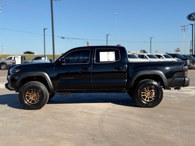 Used 2023 Toyota Tacoma TRD Off-Road AWD/4WD image 4