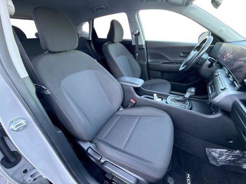 Used 2024 Hyundai Kona SEL AWD/4WD image 28