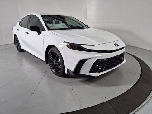 New 2026 Toyota Camry XSE image 6