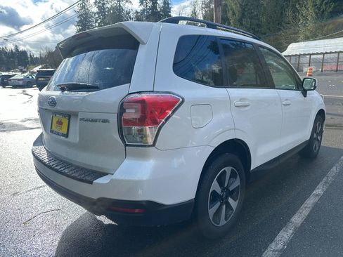 Used 2018 Subaru Forester 2.5i Premium image 6