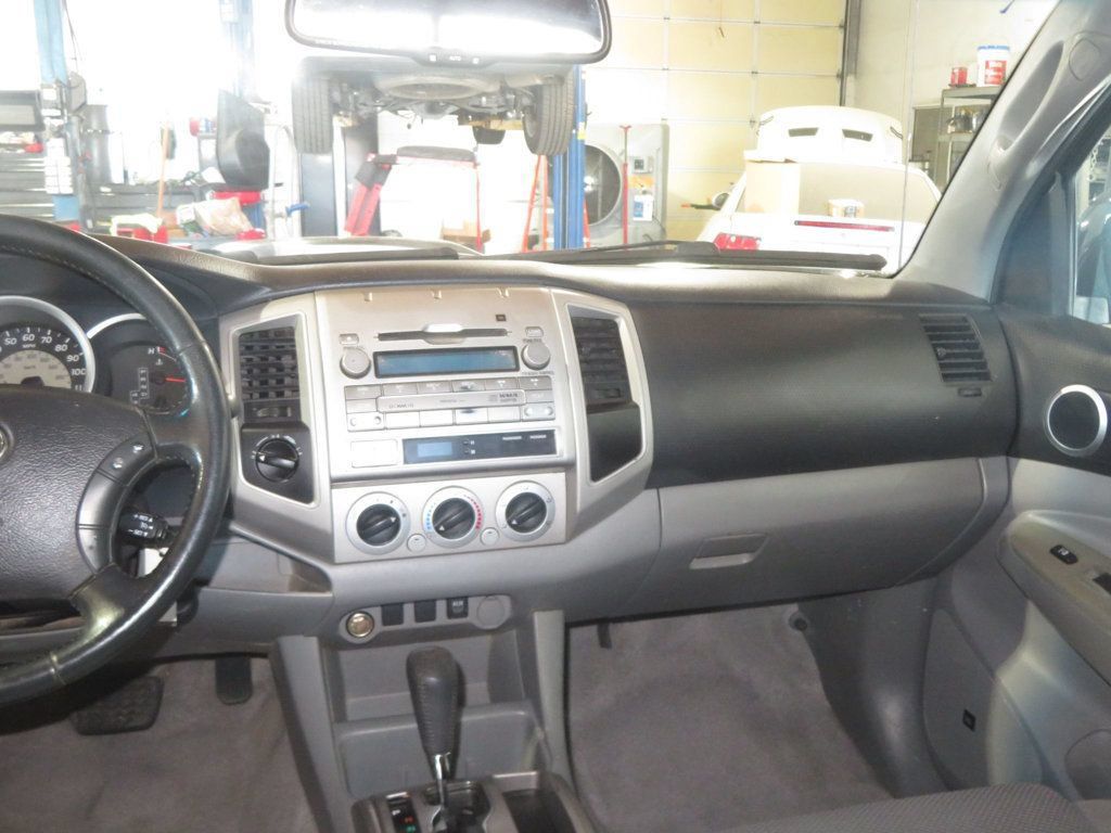 Used 2010 Toyota Tacoma 4x4 Double Cab w/ TRD Sport Pkg w/JBL Audio image 36