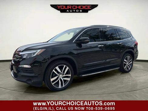 Used 2017 Honda Pilot Touring image 1