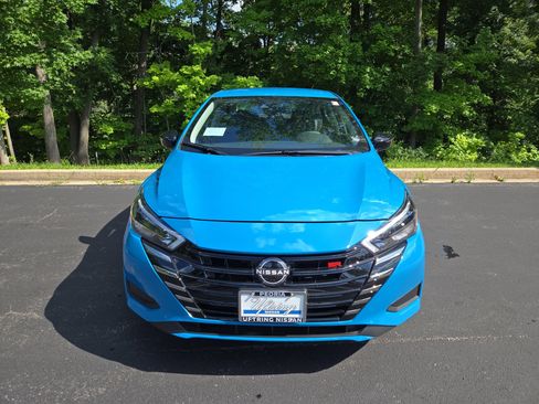 New 2025 Nissan Versa SR w/ Trunk Package image 7