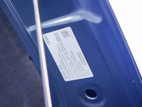 New 2025 Audi Q5 Premium image 27