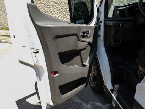 Used 2023 Ford Transit 250 148 High Roof RWD image 29
