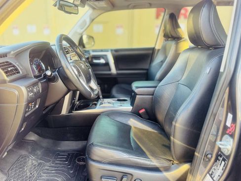 Used 2016 Toyota 4Runner Limited image 24