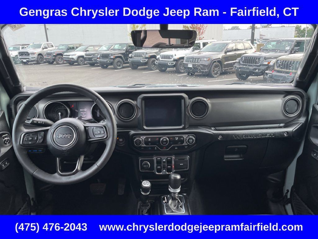 Used 2023 Jeep Wrangler Unlimited w/ Sun & Screen Package AWD/4WD image 59