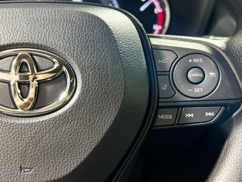 New 2025 Toyota RAV4 XLE image 19