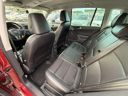 Used 2012 Volkswagen Tiguan S FWD image 19