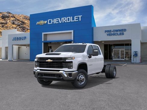 New 2026 Chevrolet Silverado 3500 W/T w/ WT Convenience Package RWD image 8