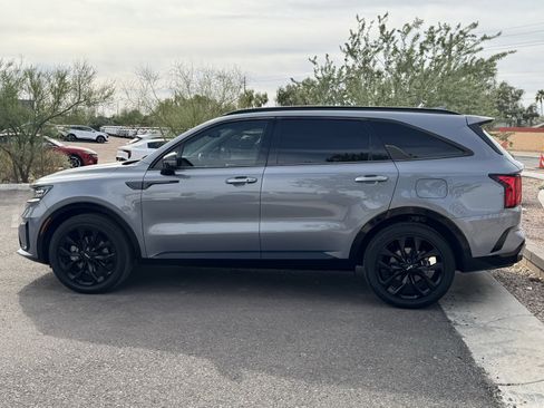 Certified 2023 Kia Sorento SX image 6