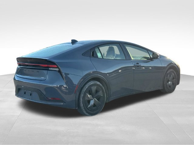 Used 2024 Toyota Prius LE FWD image 8
