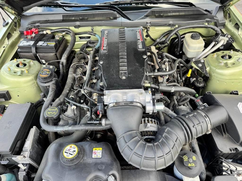Used 2006 Ford Mustang GT RWD image 28