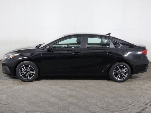 Used 2023 Kia Forte LXS image 15