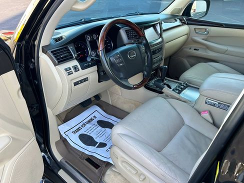 Used 2010 Lexus LX 570 LX 570 Sport Utility 4D image 23