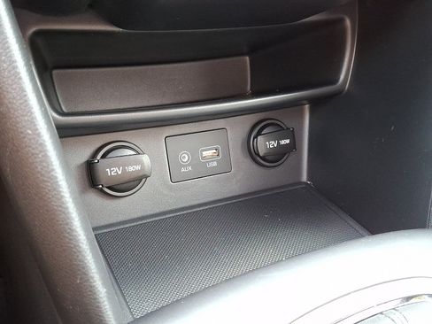 Used 2018 Hyundai Kona SEL w/ SEL Tech Package 02 AWD/4WD image 24
