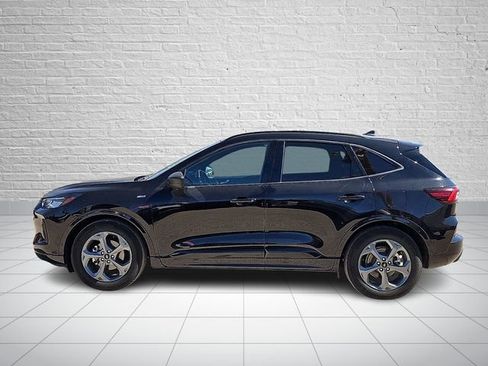 Used 2024 Ford Escape ST-Line w/ Cold Weather Package image 2