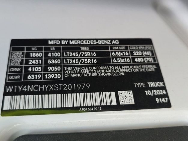 Used 2025 Mercedes-Benz Sprinter 2500 image 7