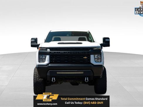 Used 2021 Chevrolet Silverado 2500 W/T w/ WT Convenience Package AWD/4WD image 2